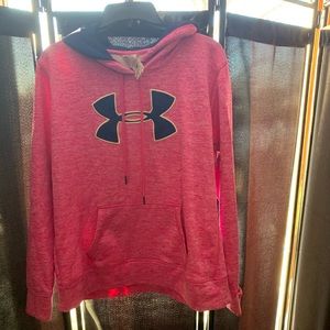 Excellent condition women’s Under Armour Sweatshirt
